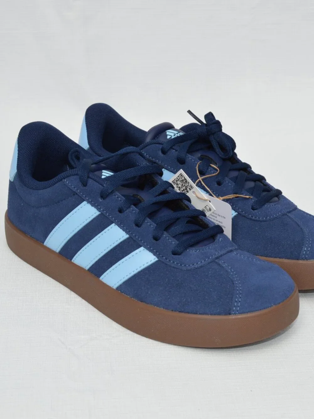 Adidas VL Court 3.0 Shoes Size 4.5  (New)